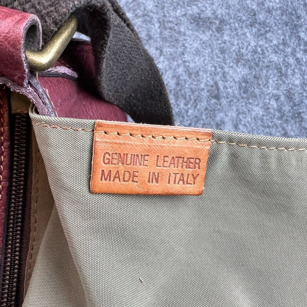 Elegant Messenger Bag Unisex Shoulder Bag Genuine Leather Made In Italy Maroon - Picture 7 of 15